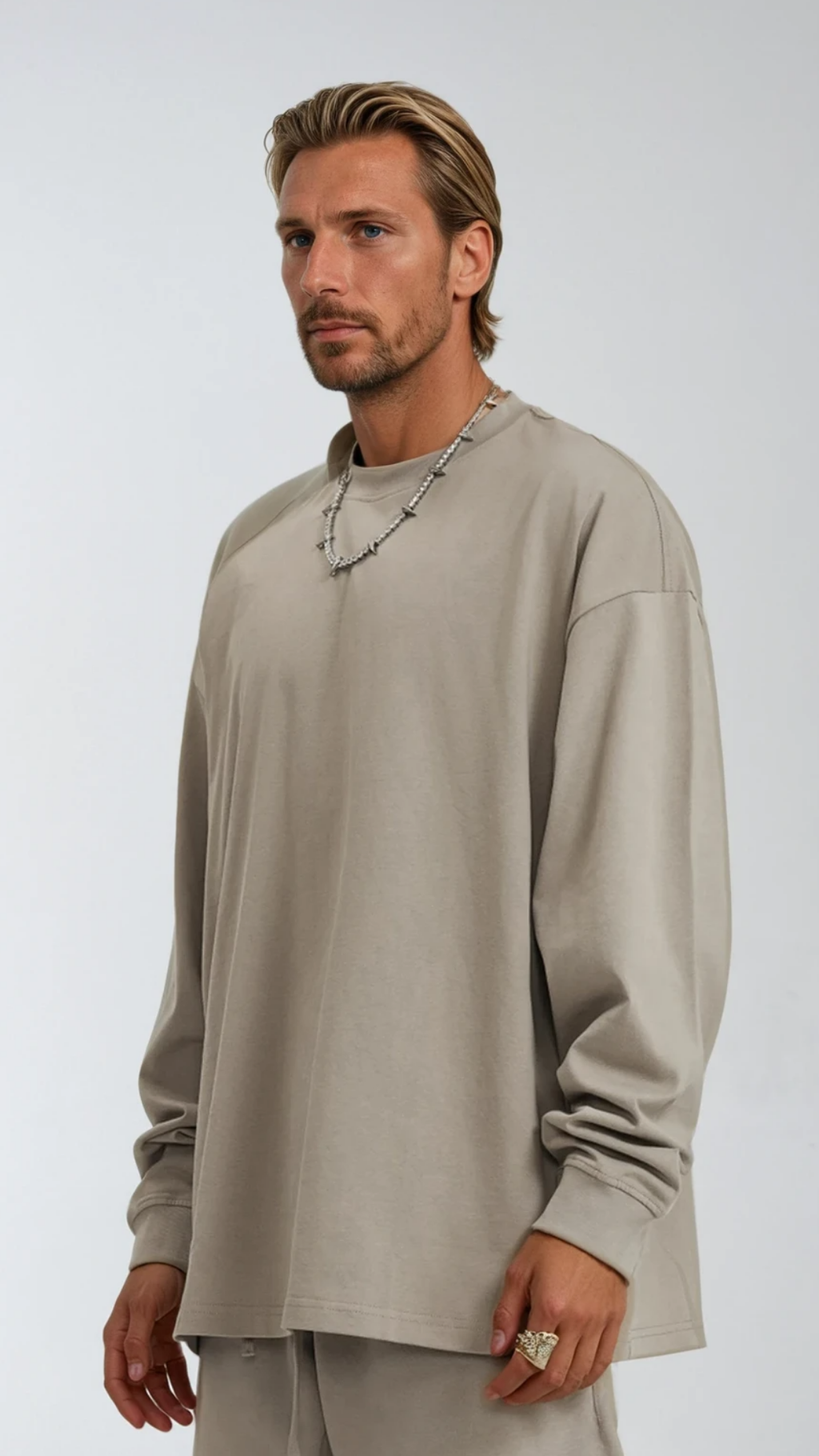 The Mavren Long Sleeve T-Shirt - White