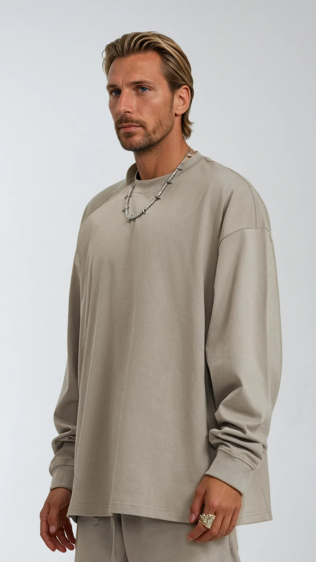 The Mavren Long Sleeve T-Shirt - Black