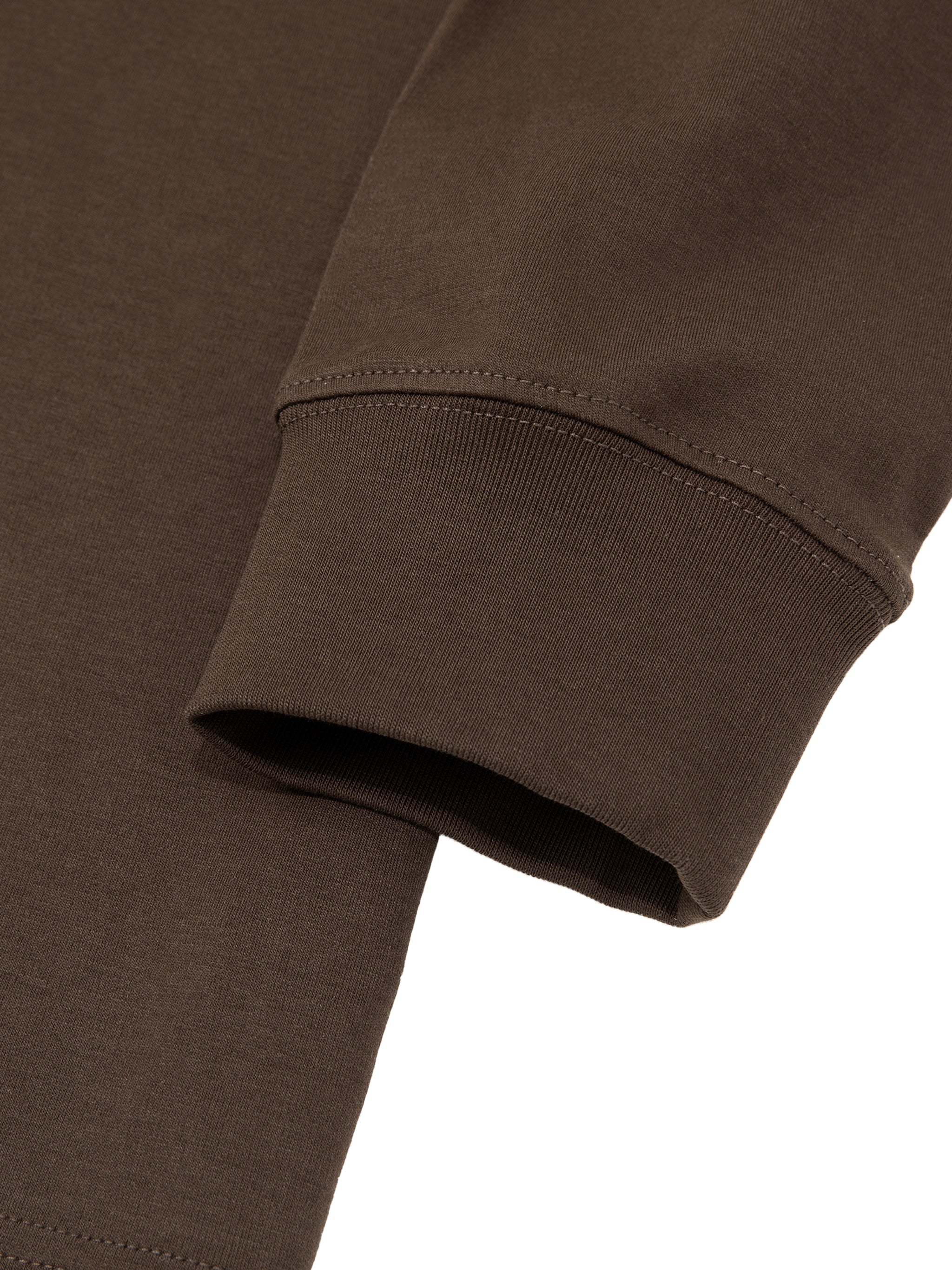 THE ESSENTIAL LONGSLEEVE