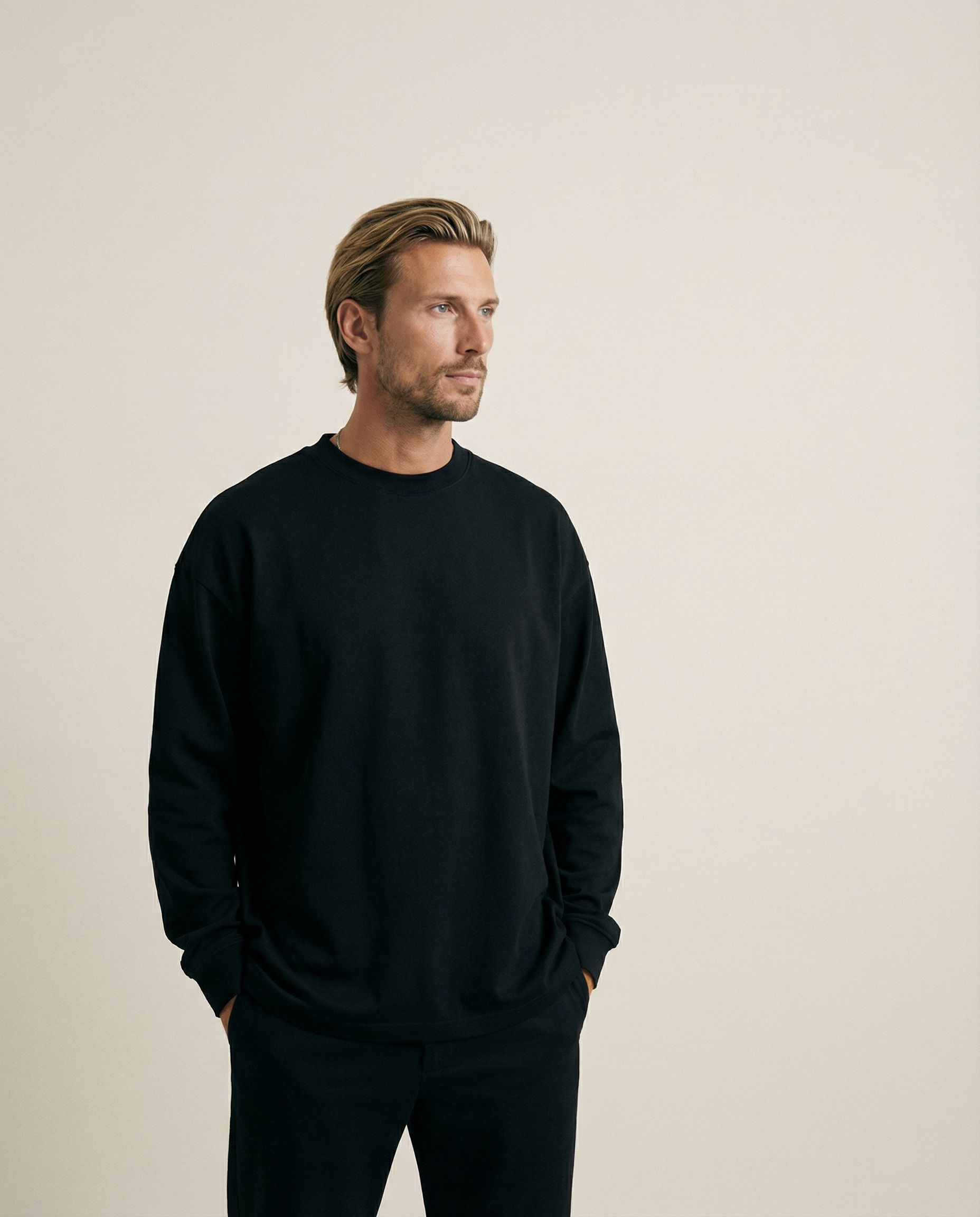 The Mavren Long Sleeve T-Shirt - Black